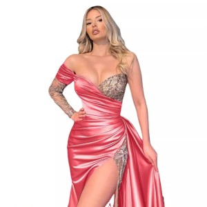 New Women's Lace Swing Sexy Long Trailing Banquet Evening Dresses Dresses