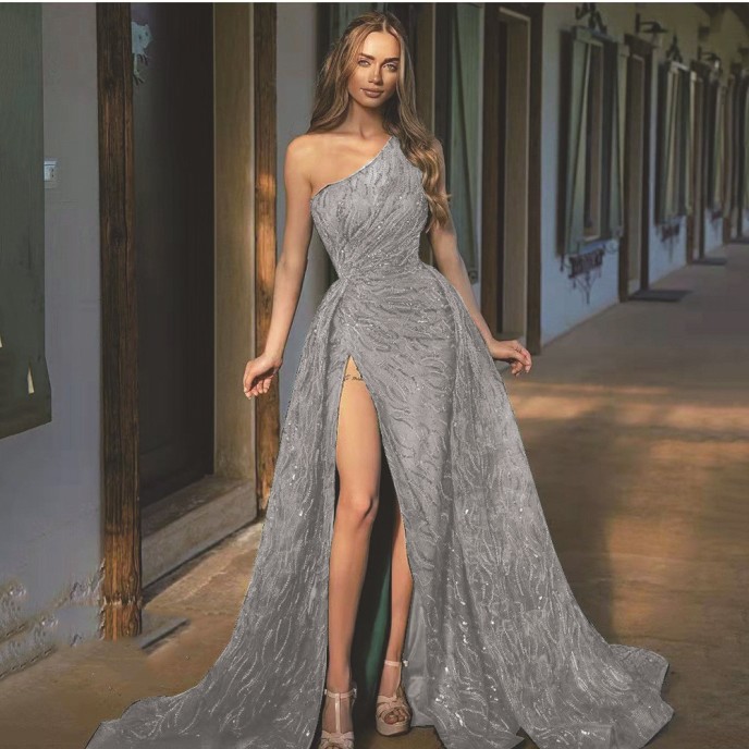 2025 Spring and Summer New Women's Slant Shoulder Split Long Dress Toast Dress Dress Sequins Sling Evening Gowns 2025 Spring and Summer New Women's Slant Shoulder Split Long Dress Toast Dress Dress Sequins Sling Evening Gowns