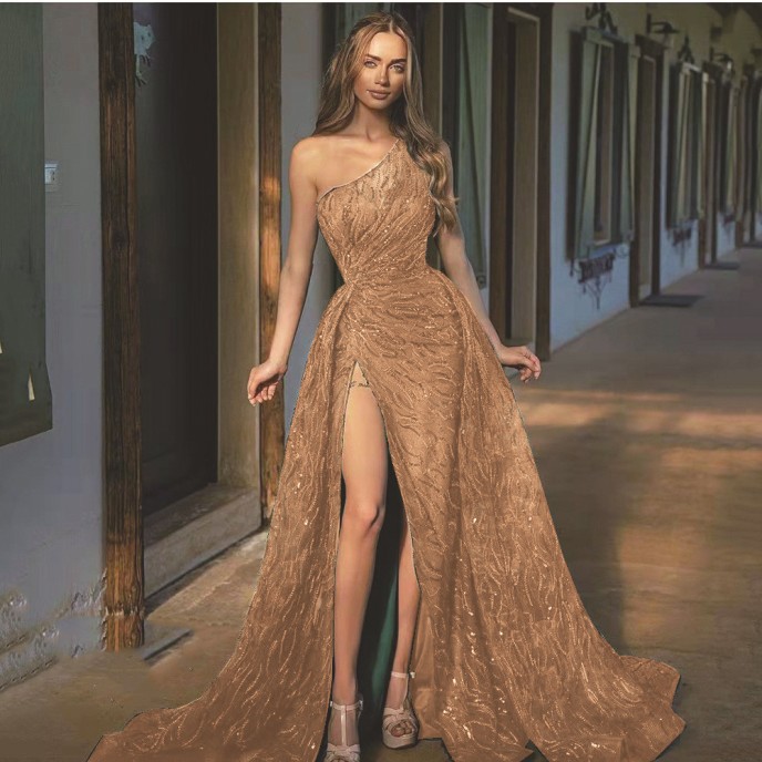 2025 Spring and Summer New Women's Slant Shoulder Split Long Dress Toast Dress Dress Sequins Sling Evening Gowns 2025 Spring and Summer New Women's Slant Shoulder Split Long Dress Toast Dress Dress Sequins Sling Evening Gowns