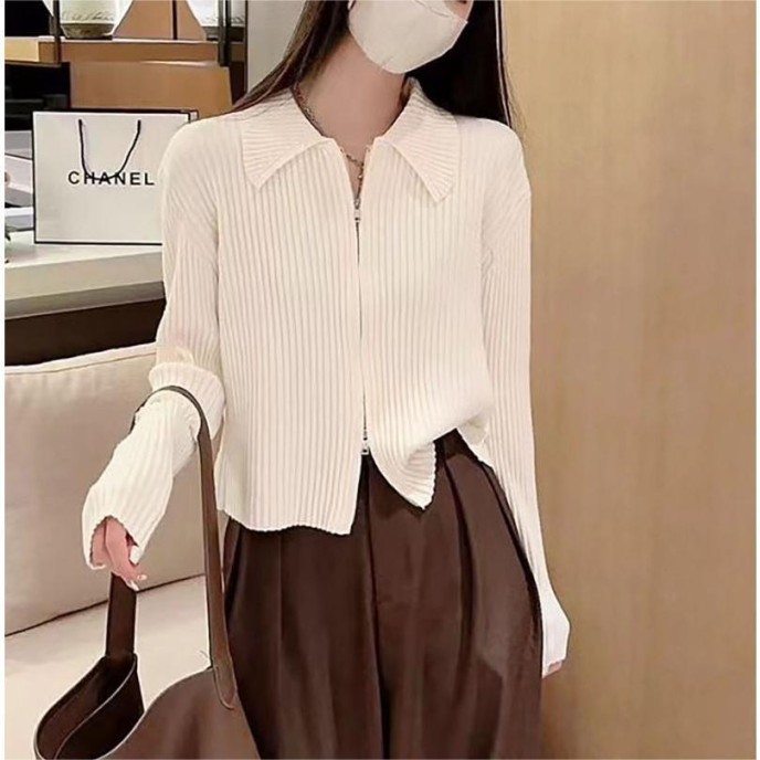 Autumn and winter new half-high neck zipper twist wool sweater design sense of fashion trend solid color pullover knit sweater female Autumn and winter new half-high neck zipper twist wool sweater design sense of fashion trend solid color pullover knit sweater female