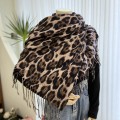 Leopard scarf women's fall and winter classic thickened faux cashmere printed tassel shawl versatile warm scarf Leopard scarf women's fall and winter classic thickened faux cashmere printed tassel shawl versatile warm scarf