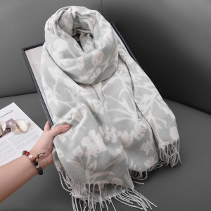 Autumn and winter imitation cashmere tassel floral scarf ladies fashion temperament shawl senior sense of female scarf wholesale