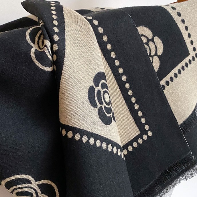 Explosive camellia imitation cashmere scarf women's decorative double-sided shawl long section jacquard hundred with warmth Explosive camellia imitation cashmere scarf women's decorative double-sided shawl long section jacquard hundred with warmth