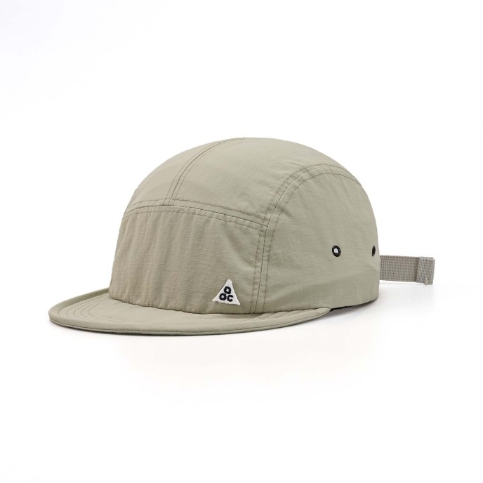 Short eave embroidered duckbill cap, soft hat with five brim, women's soft top baseball cap, men's trendy outdoor brand