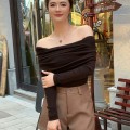 [Special Offers] Gentle style one shoulder Yangtze yarn knitted sweater for women in autumn, slim fit, high-end feeling, pleated off shoulder top