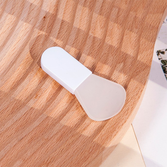 Portable mini beauty and skin care silicone mask brush multi-brush head mud film brush facial smear beauty makeup brush