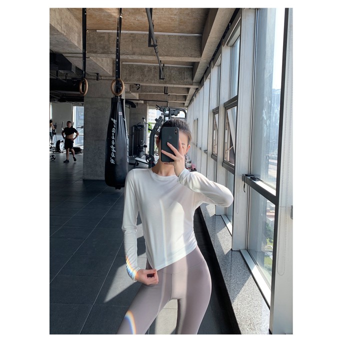 Sports long sleeved women's autumn and winter new sports top, yoga suit, quick drying, beautiful back, running exercise T-shirt, skin friendly and soft