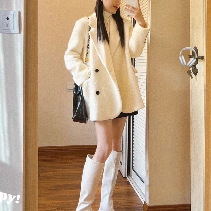 Fashionable and sophisticated suit jacket for women's autumn/winter 2023 mid length white woolen coat Fashionable and sophisticated suit jacket for women's autumn/winter 2023 mid length white woolen coat