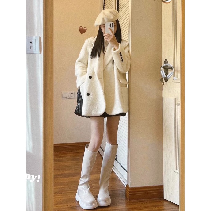 Fashionable and sophisticated suit jacket for women's autumn/winter 2023 mid length white woolen coat Fashionable and sophisticated suit jacket for women's autumn/winter 2023 mid length white woolen coat
