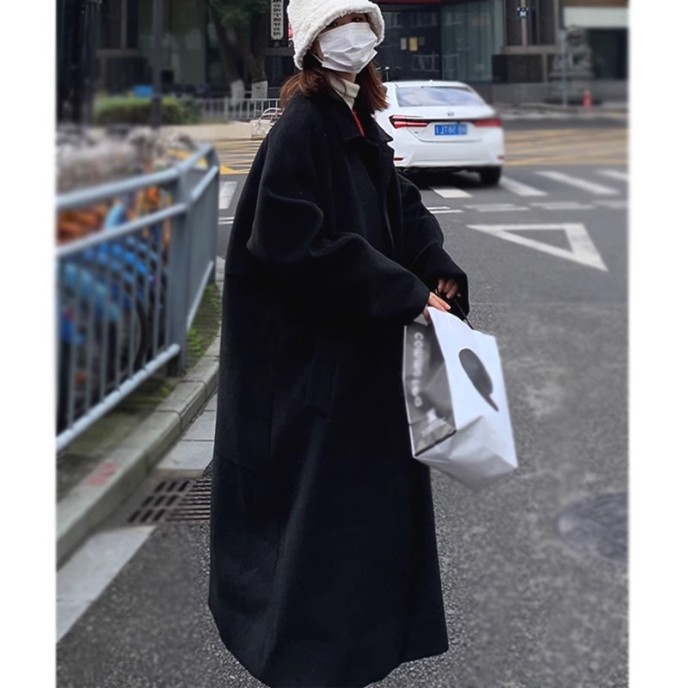 Black woolen coat jacket 2023 autumn/winter new Korean version loose knee length thickened girl's woolen coat jacket Black woolen coat jacket 2023 autumn/winter new Korean version loose knee length thickened girl's woolen coat jacket