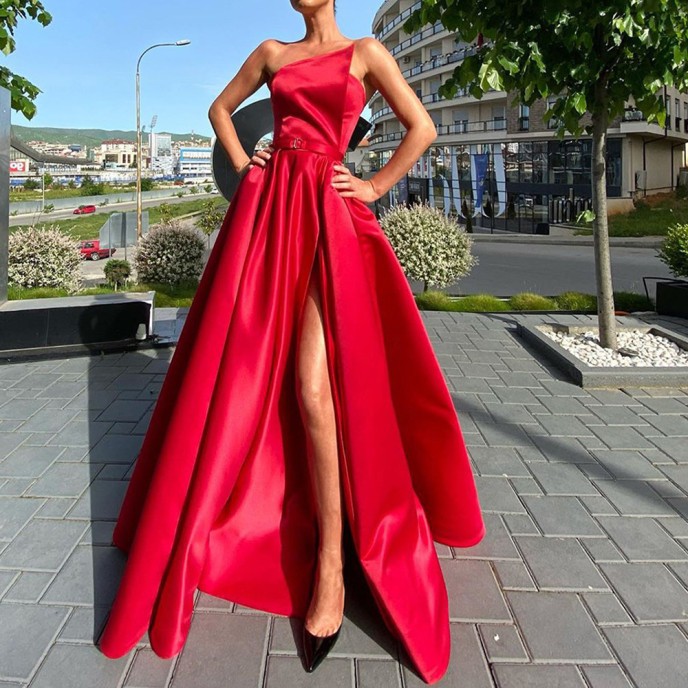 New women's one-shoulder tube top sexy split big swing dress New women's one-shoulder tube top sexy split big swing dress