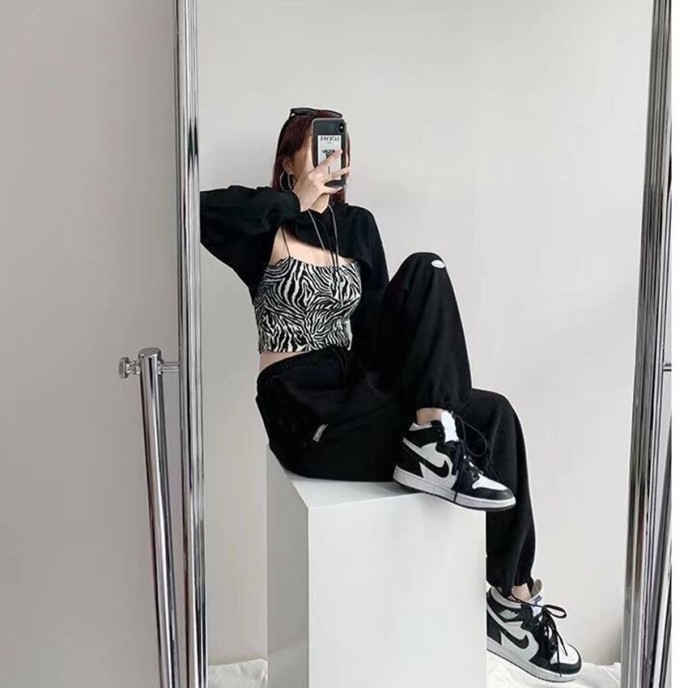 Loose sweatpants women's casual girdle pants autumn and winter gray high-waisted straight underpants Loose sweatpants women's casual girdle pants autumn and winter gray high-waisted straight underpants