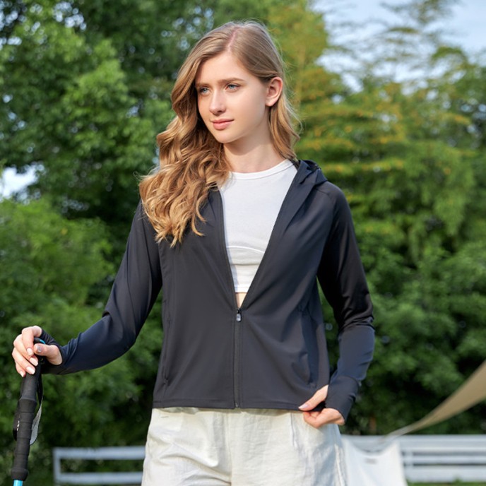 Ultraviolet nylon ice silk sunscreen jacket female 2025 spring new outdoor leisure sunwear female sunscreen skin Ultraviolet nylon ice silk sunscreen jacket female 2025 spring new outdoor leisure sunwear female sunscreen skin