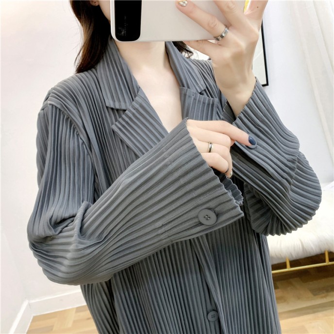 Autumn and winter new products with loose temperament, oversized long sleeved pleated suit jacket for women Autumn and winter new products with loose temperament, oversized long sleeved pleated suit jacket for women